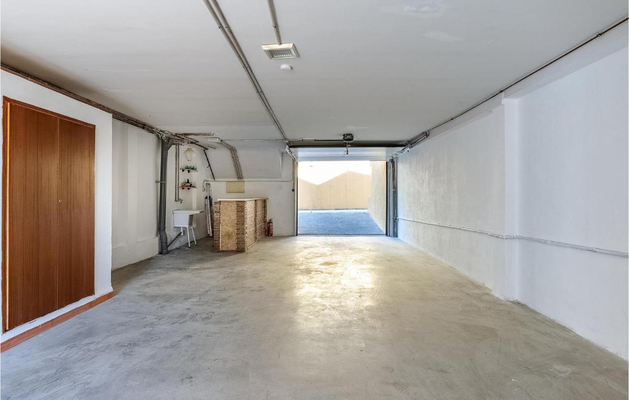 3 Bedroom Stunning Home In Cenes De La Vega Exterior photo