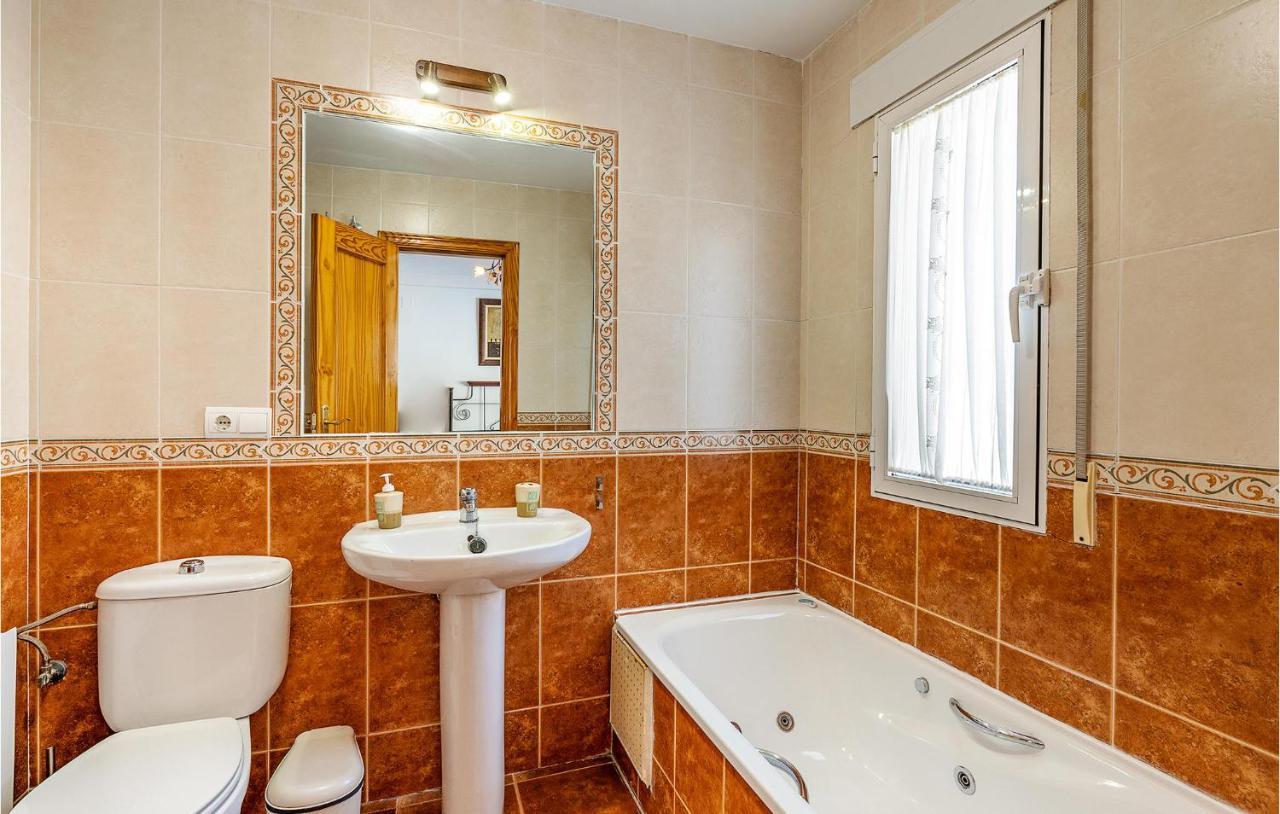 3 Bedroom Stunning Home In Cenes De La Vega Exterior photo